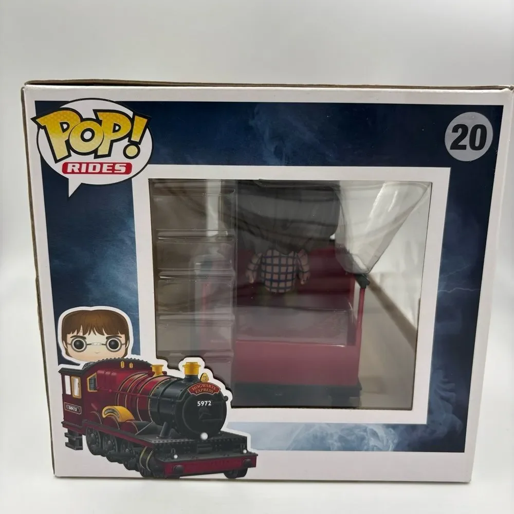 NIB Funko Pop! Rides Hogwarts Express Engine with‎ Harry Potter #20